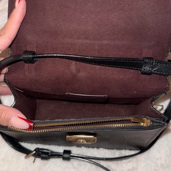 Coach Signature Brown Crossbody Bag - Picture 3 of 5